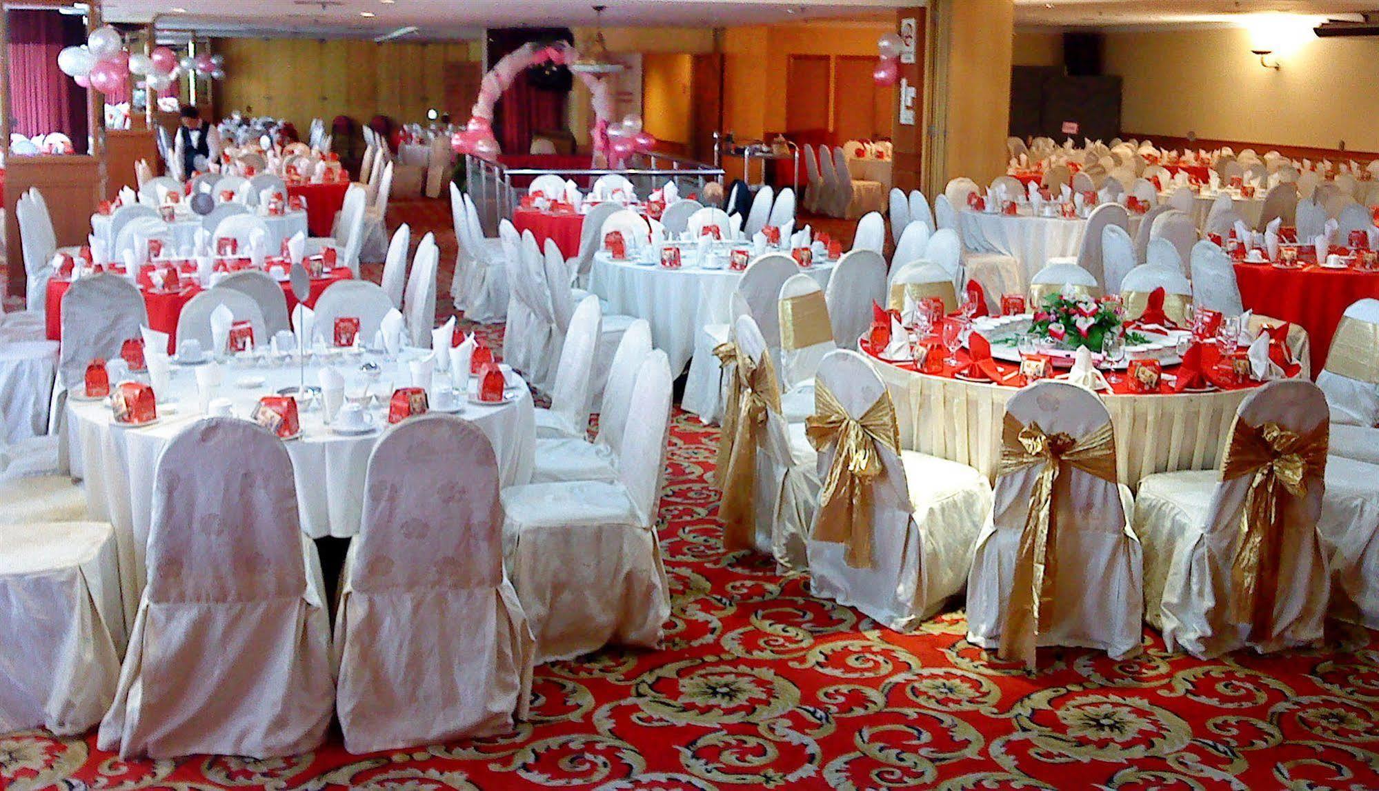 Kuching Park Hotel Extérieur photo